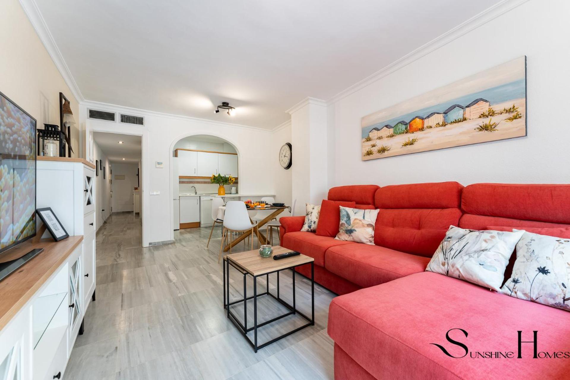 50 Meters From The Beach, 1 Bedroom With Parking Apartment *